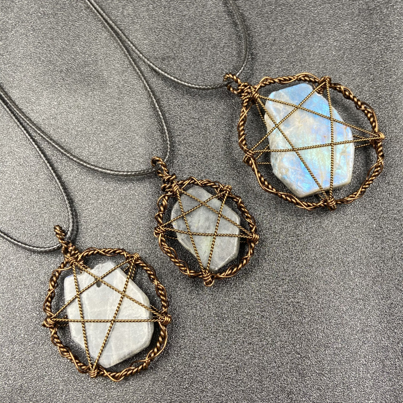 1:Labradorite