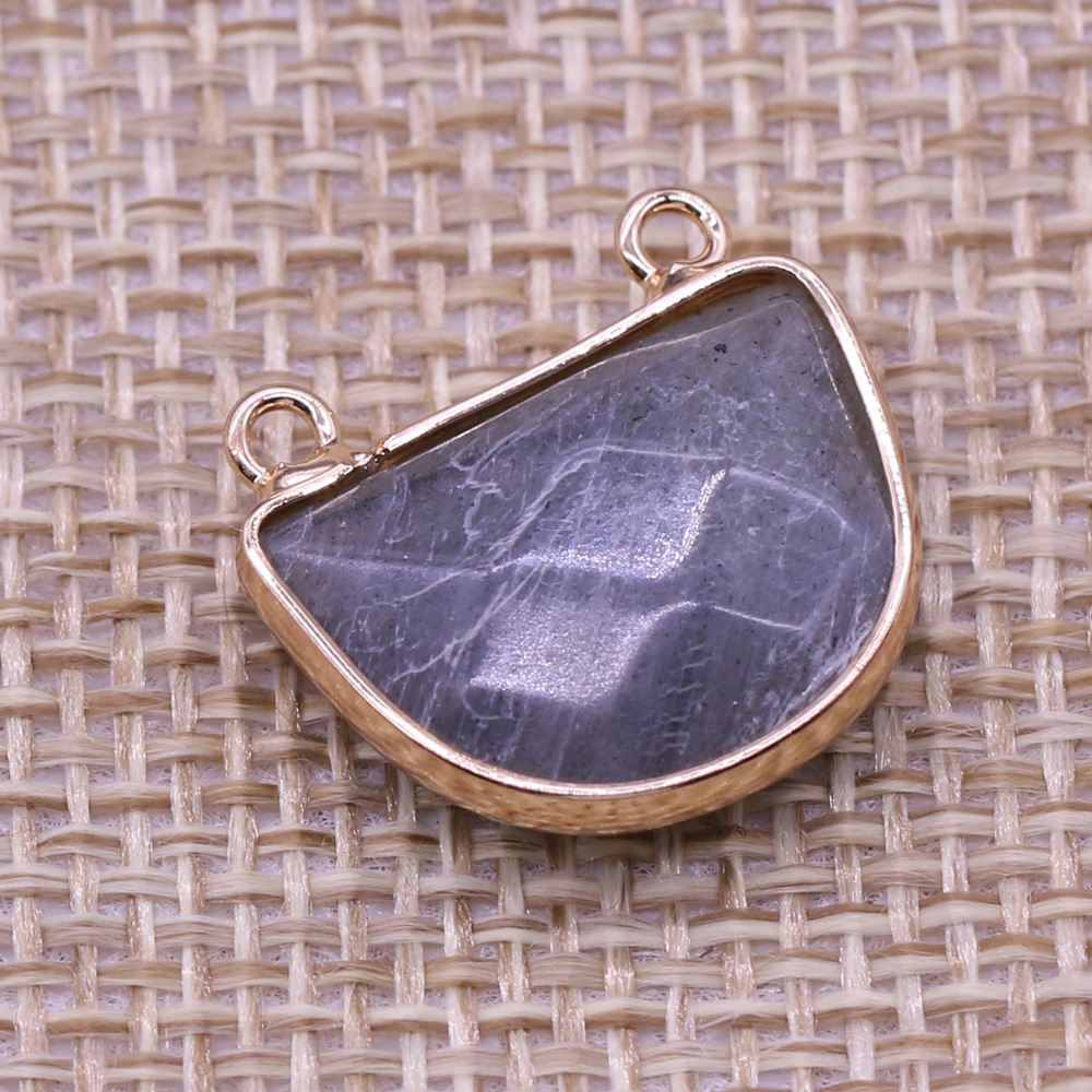 8 labradorite