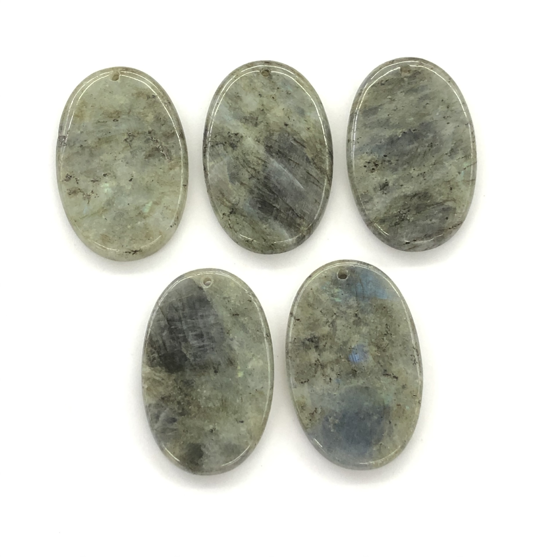 1:Oval Sparkling Stone