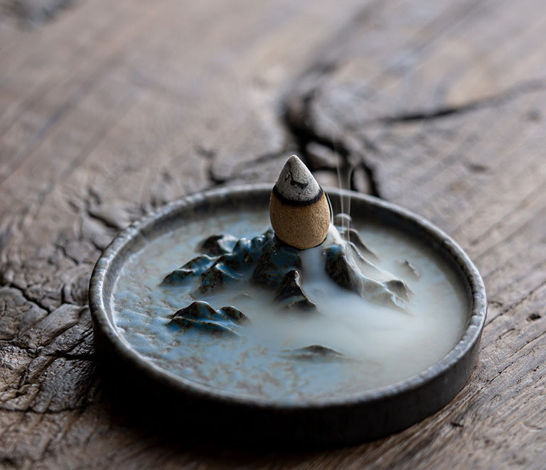 Mountain and sea incense (cobalt blue) 9.8*1.7cm