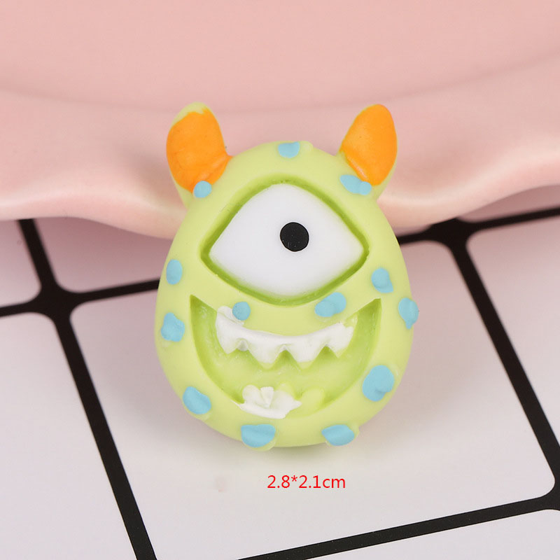 1# Green big eye monster 2.8*2.1cm