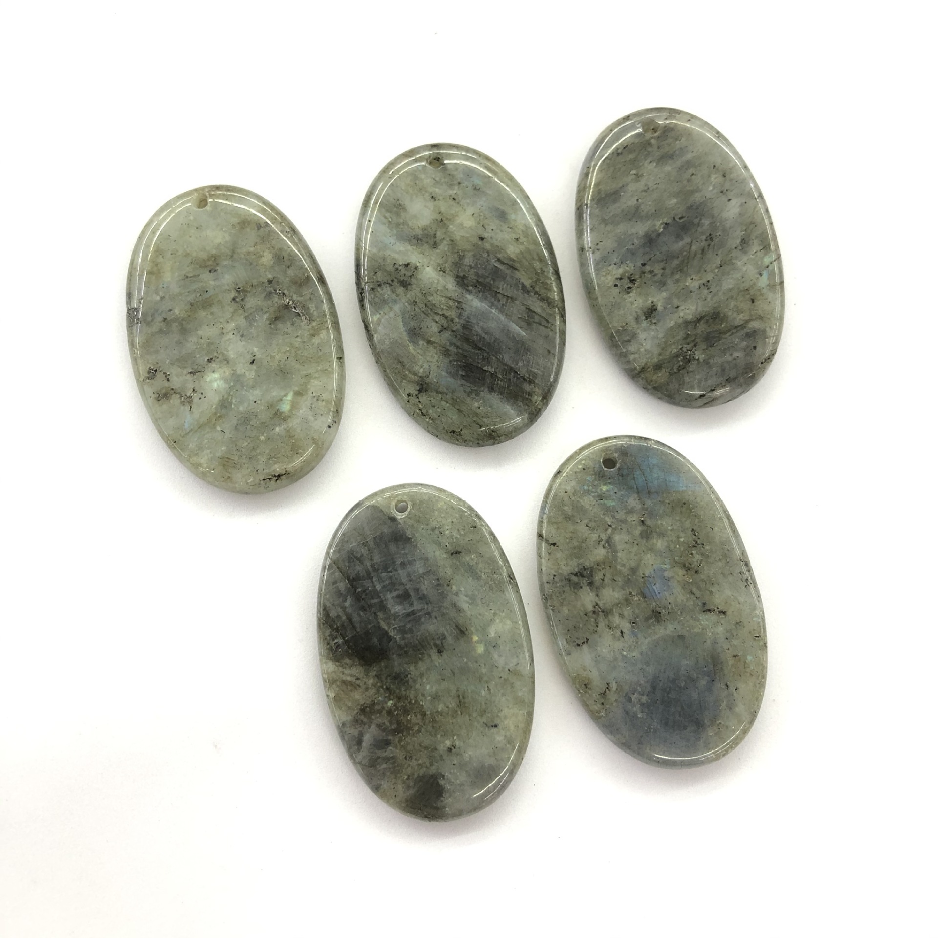 2:Oval Sparkling Stone