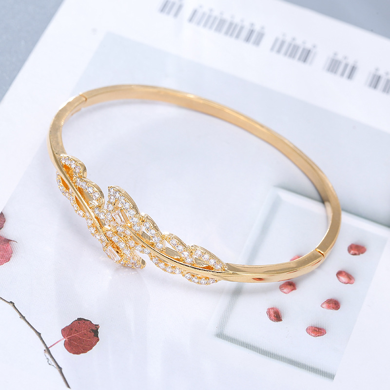 B gold color plated bracelet