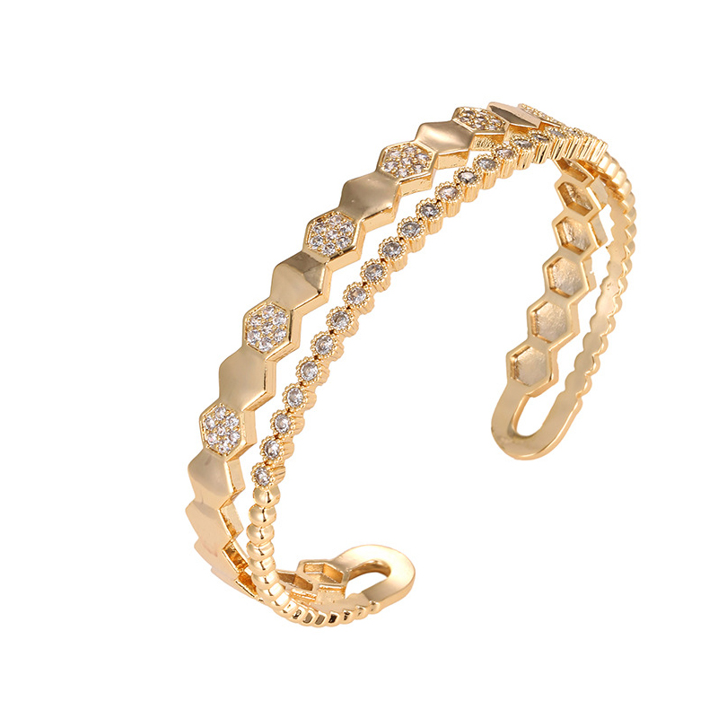 B gold color plated bracelet