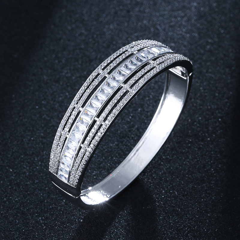 A real platinum plated bracelet