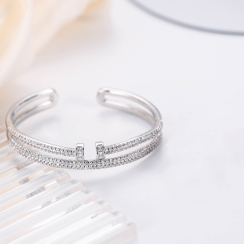 Areal platinum plated bracelet