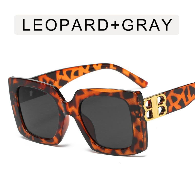 Leopard frame all grey