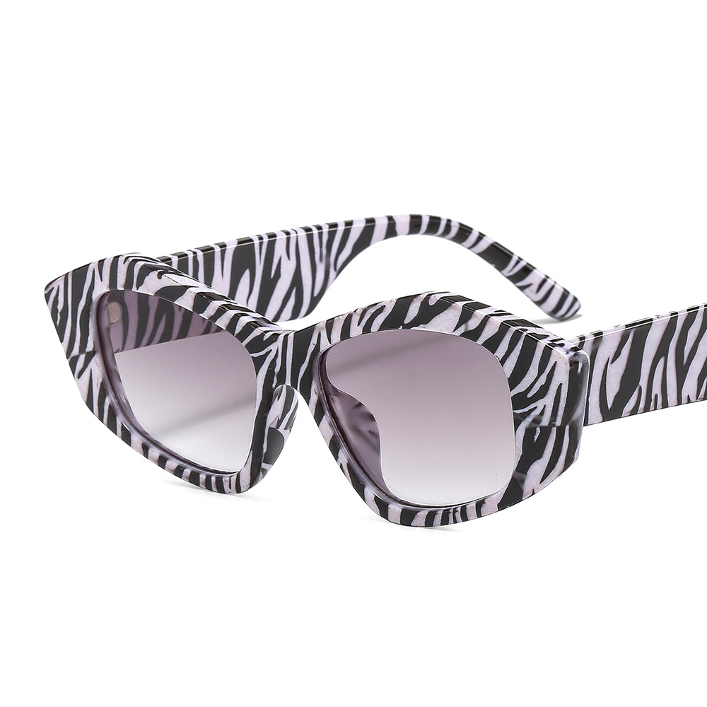 zebra pattern frame gray lens