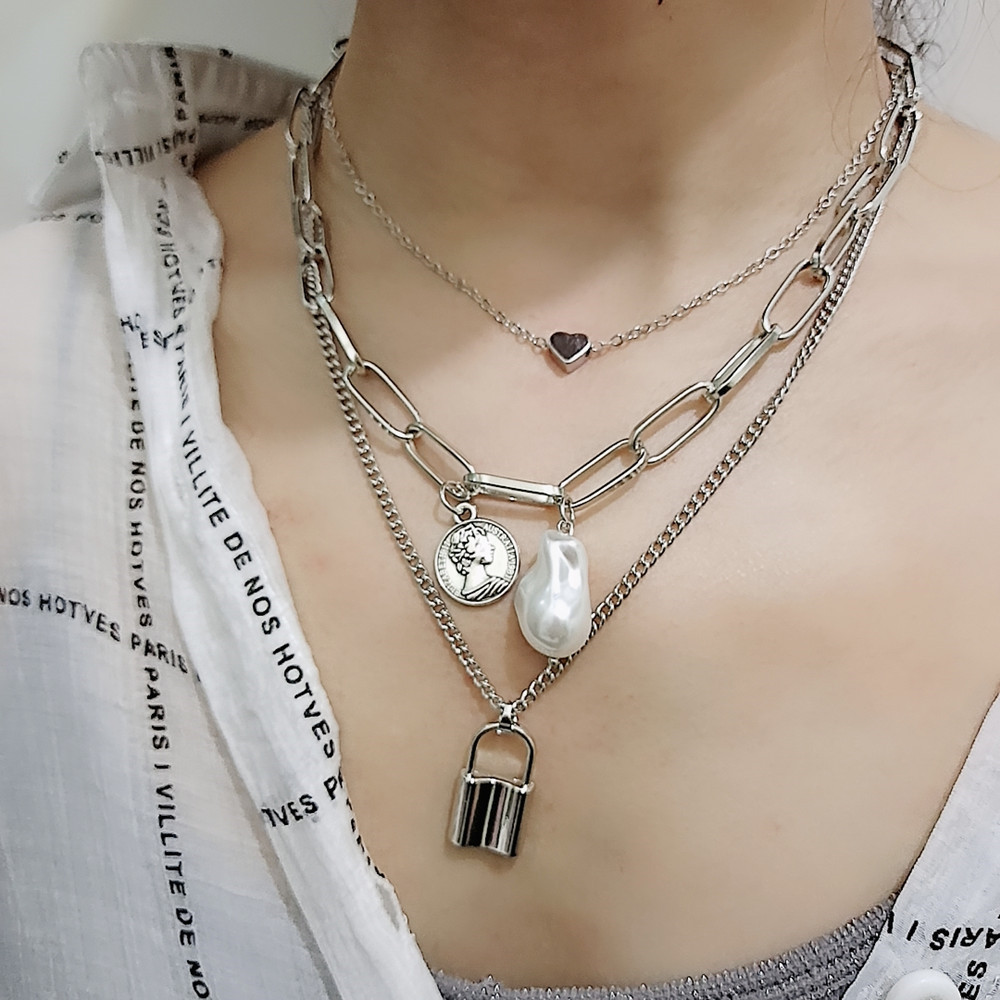 Silver chain set