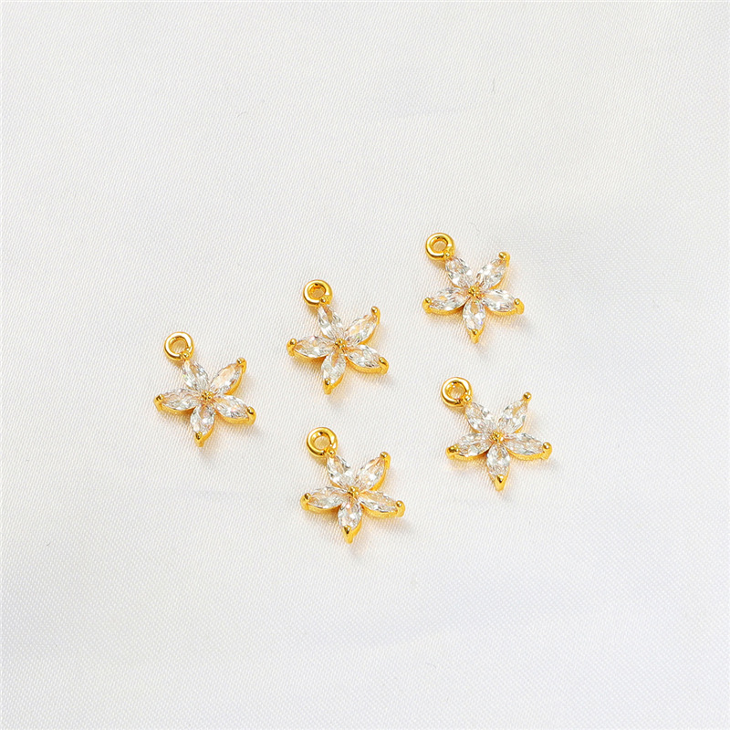 Five-petal flower 13.5x11.5mm diameter approx 1mm