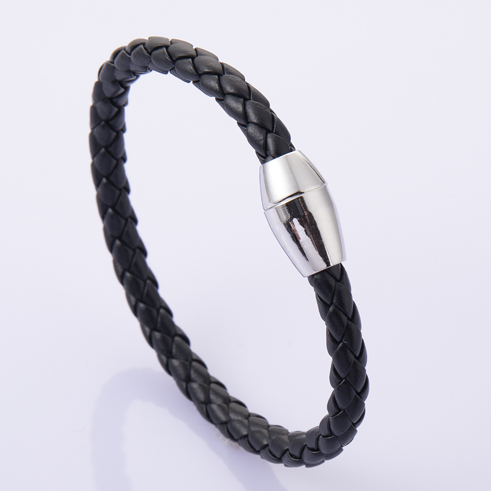 1:White buckle   black rope