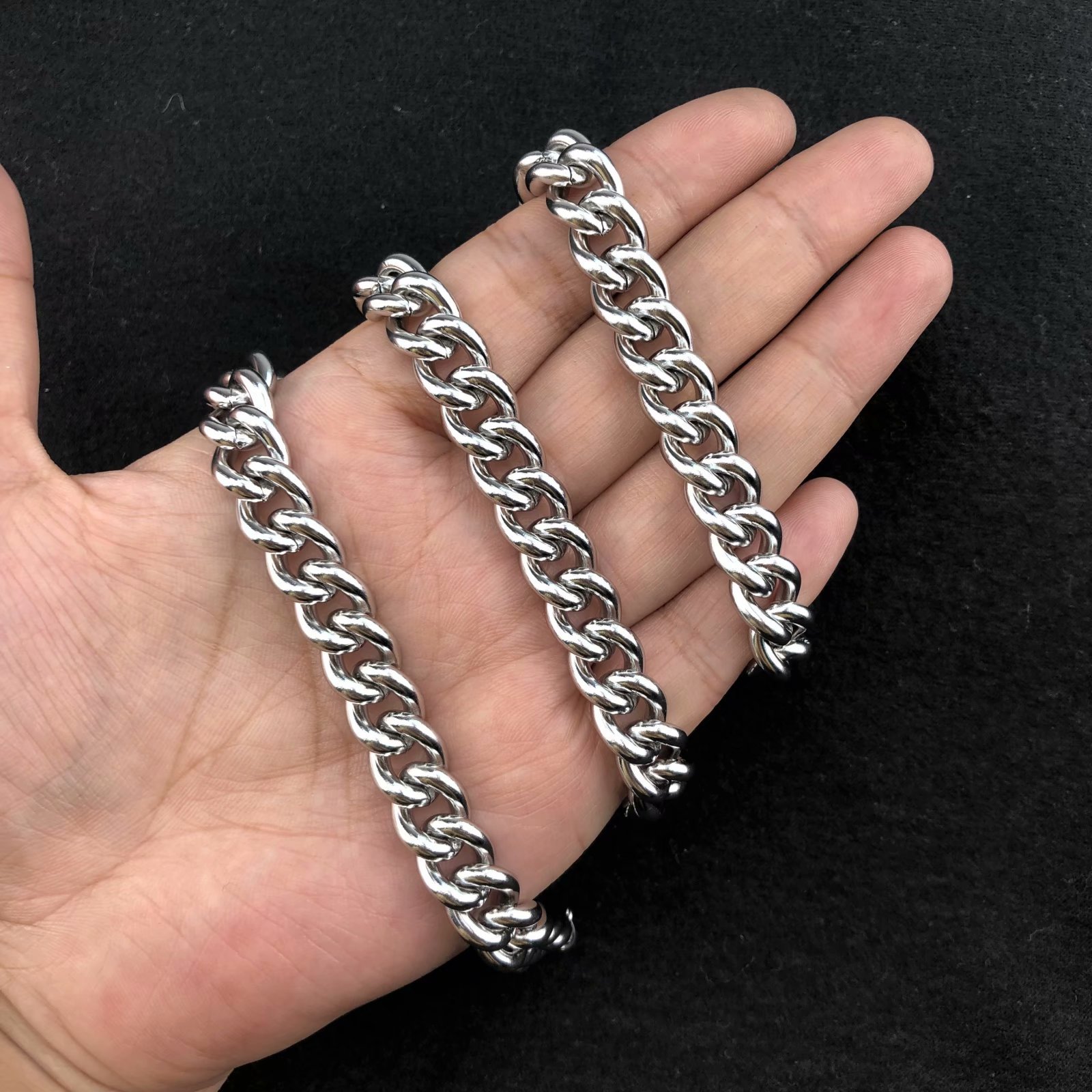 Curb Chain, 3.0x10mm, Length70CM