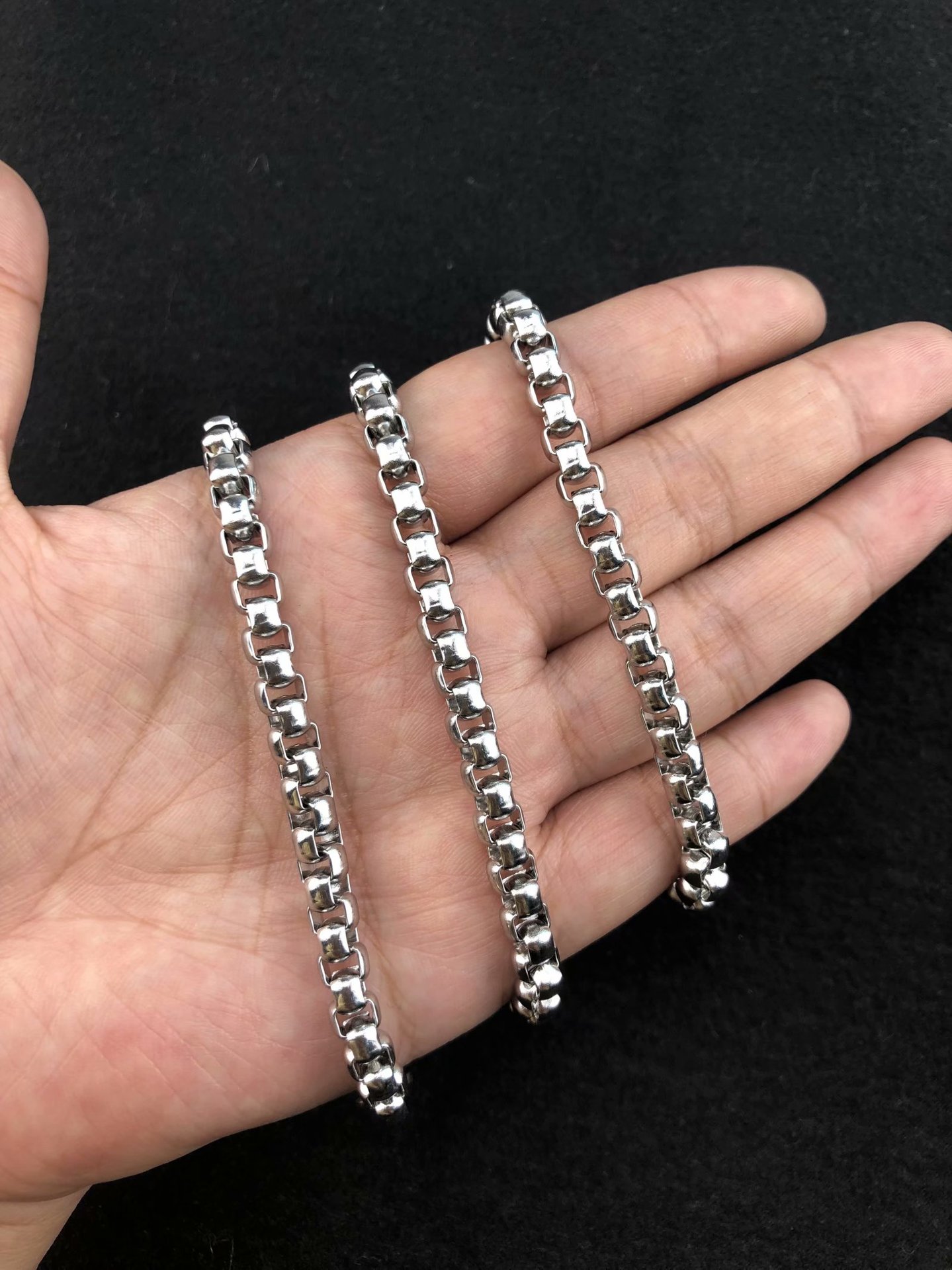 37:Cube Chain, 6mm, Length 50CM