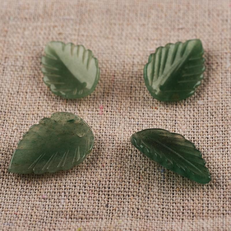 Aventurine jade/three-dimensional leaves 16×26mm