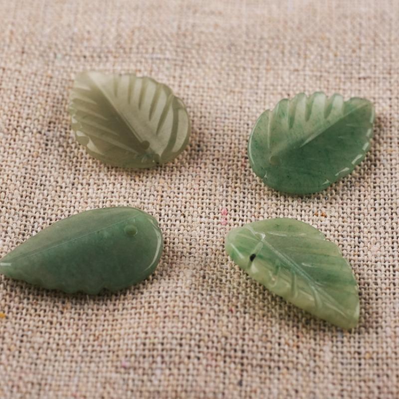 Aventurine jade/three-dimensional leaves 17×25mm