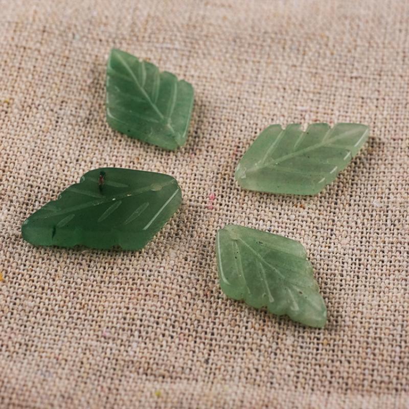 Aventurine jade / mausoleum-shaped straight leaves