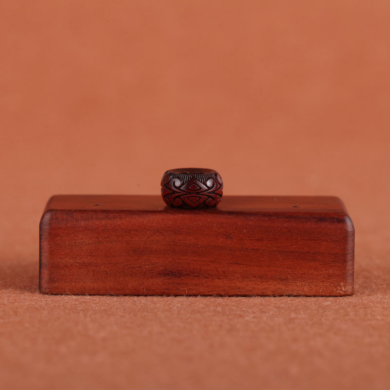 red sandalwood buckle