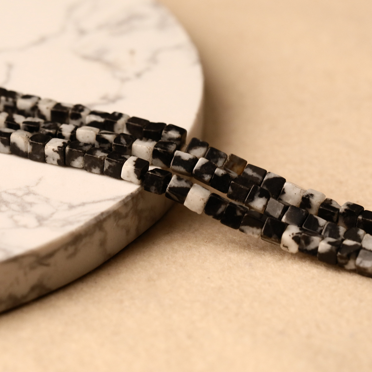 36:snowflake obsidian