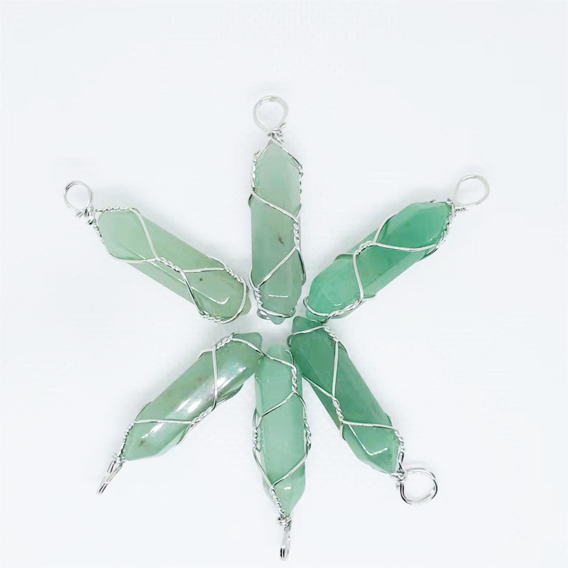 Green aventurine (silver winding)