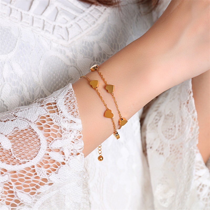 Gold bracelet length 14+5CM)