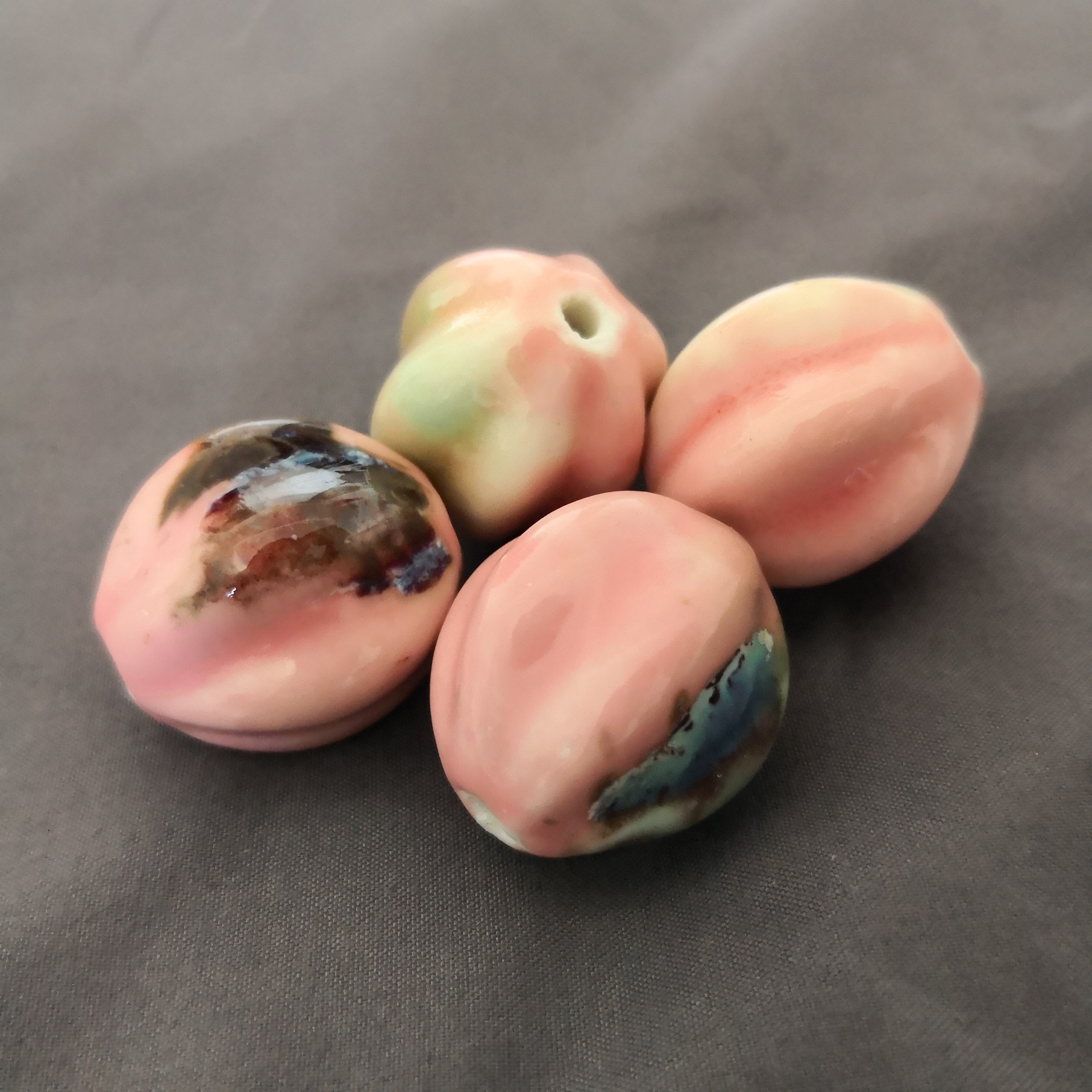 Large melon pearl powder, 25x23mm