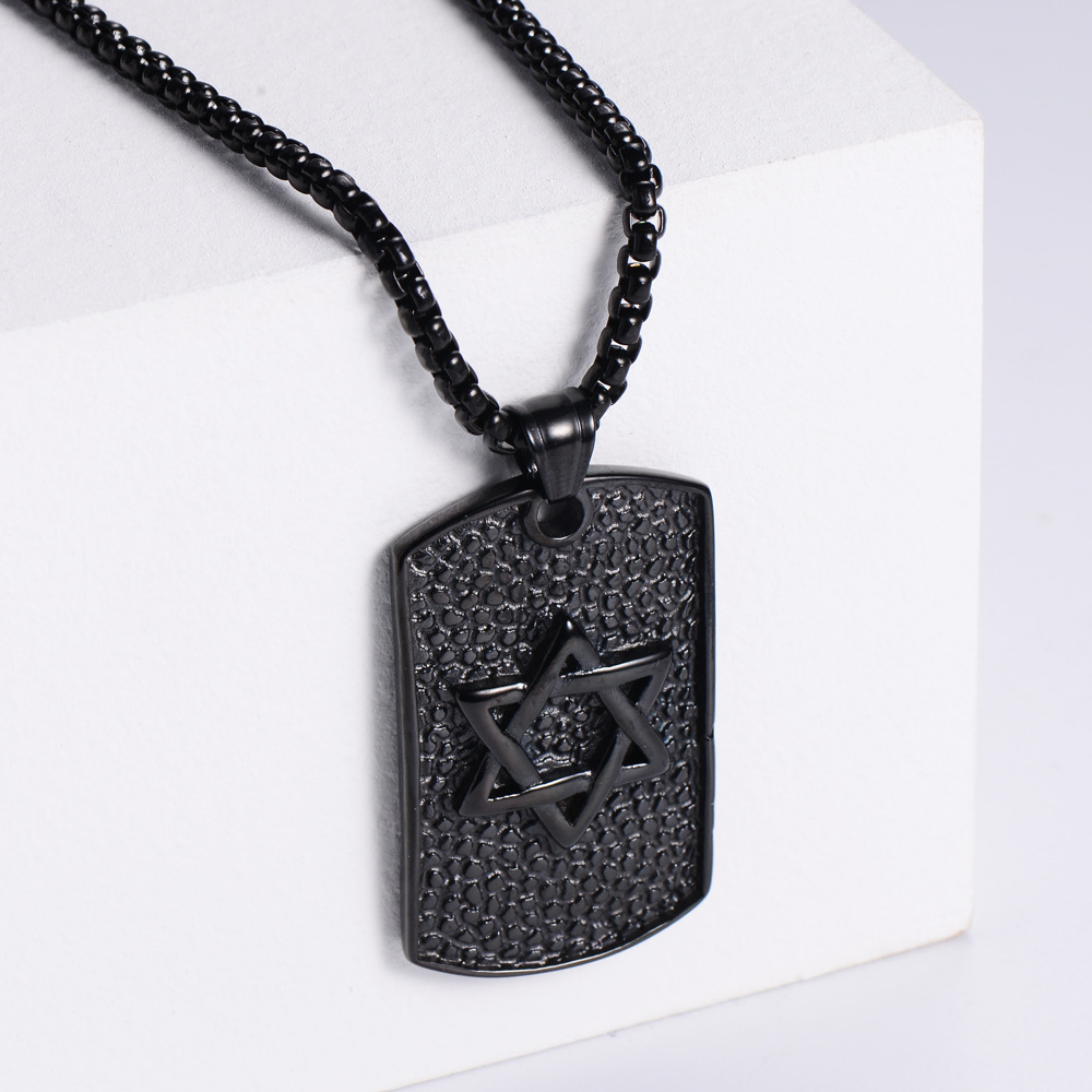 3:【Black】Pendant