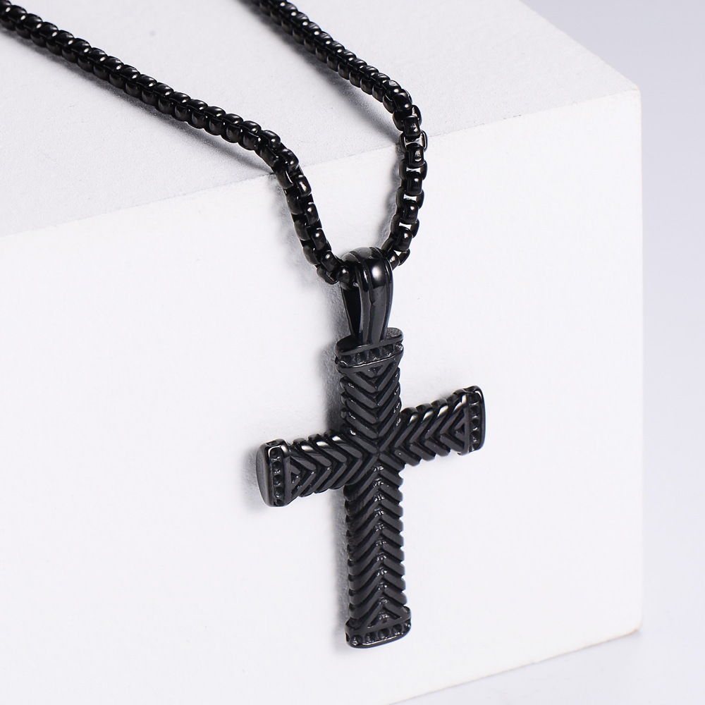 【Black】with chain pendant