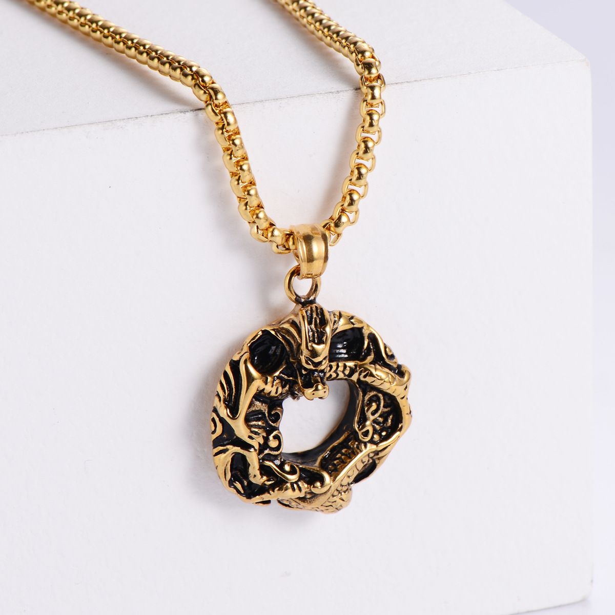 2:【Gold】Pendant