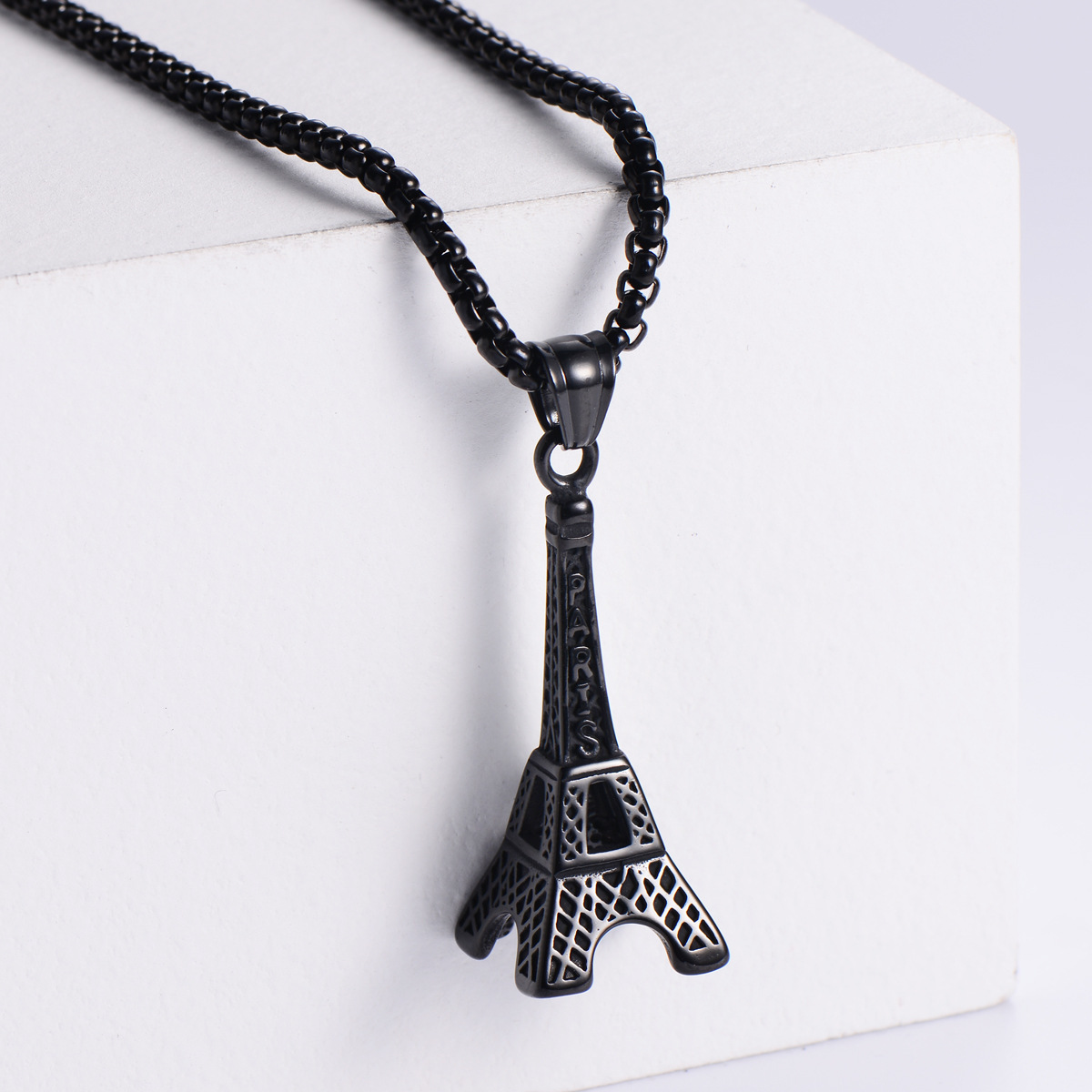 3:【Black】Pendant