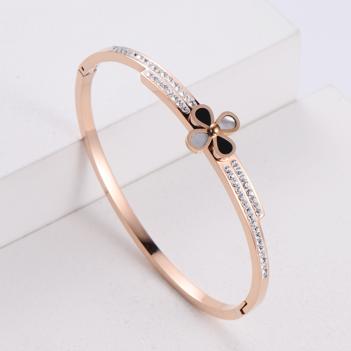 3:【Rose gold Color】