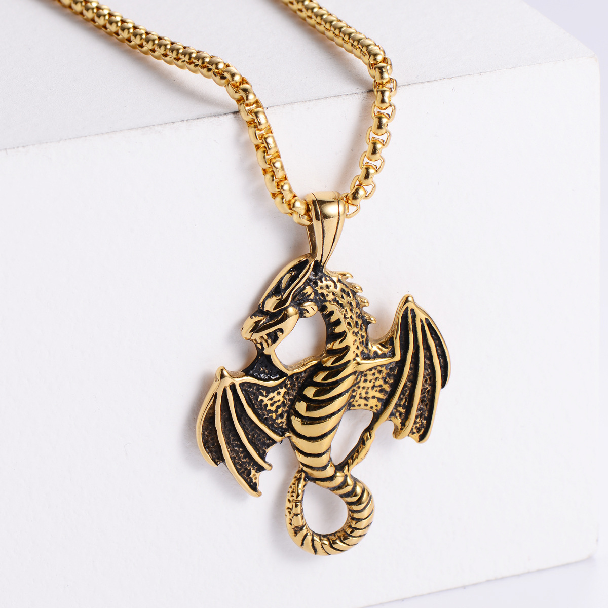 2:【Gold】Pendant