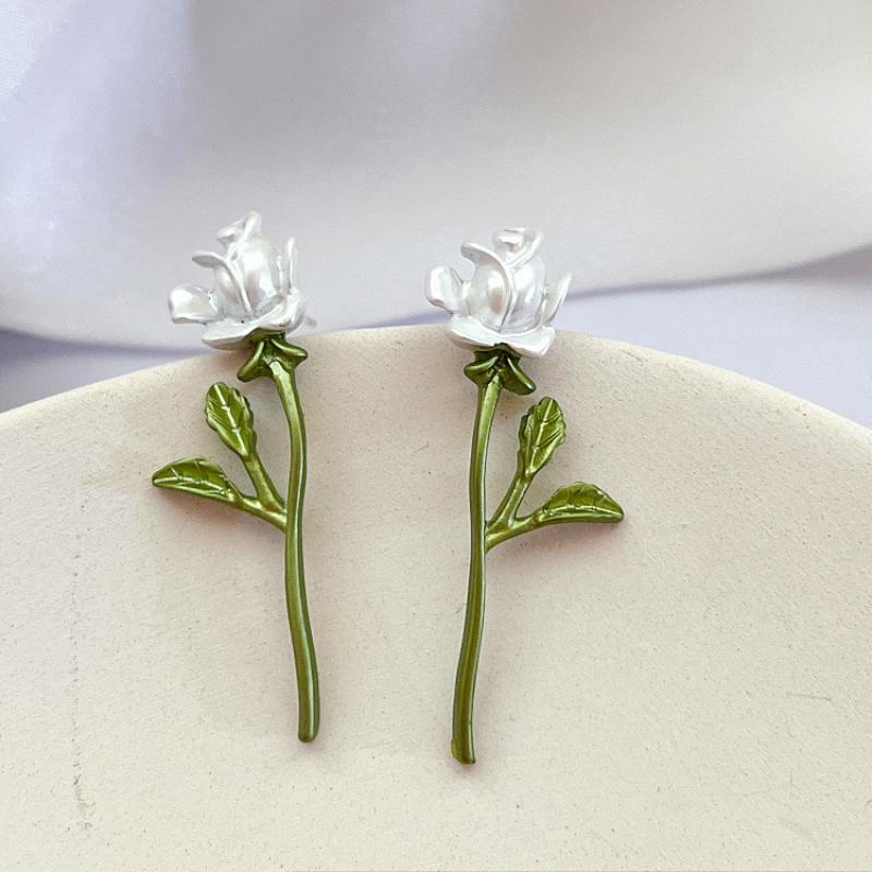 ear studs 1.5*4.1cm