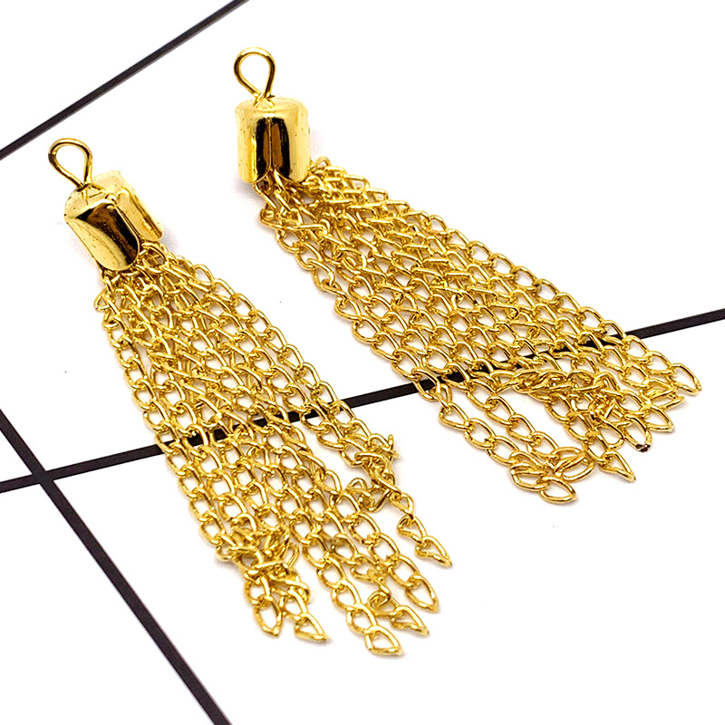 1:gold tassel pendant