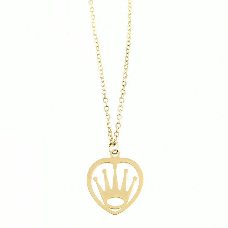 4:Gold Pendant   O Chain