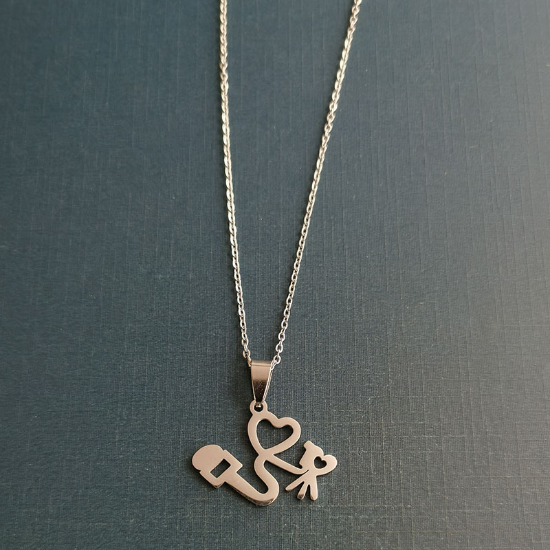 Silver Pendant + O Chain