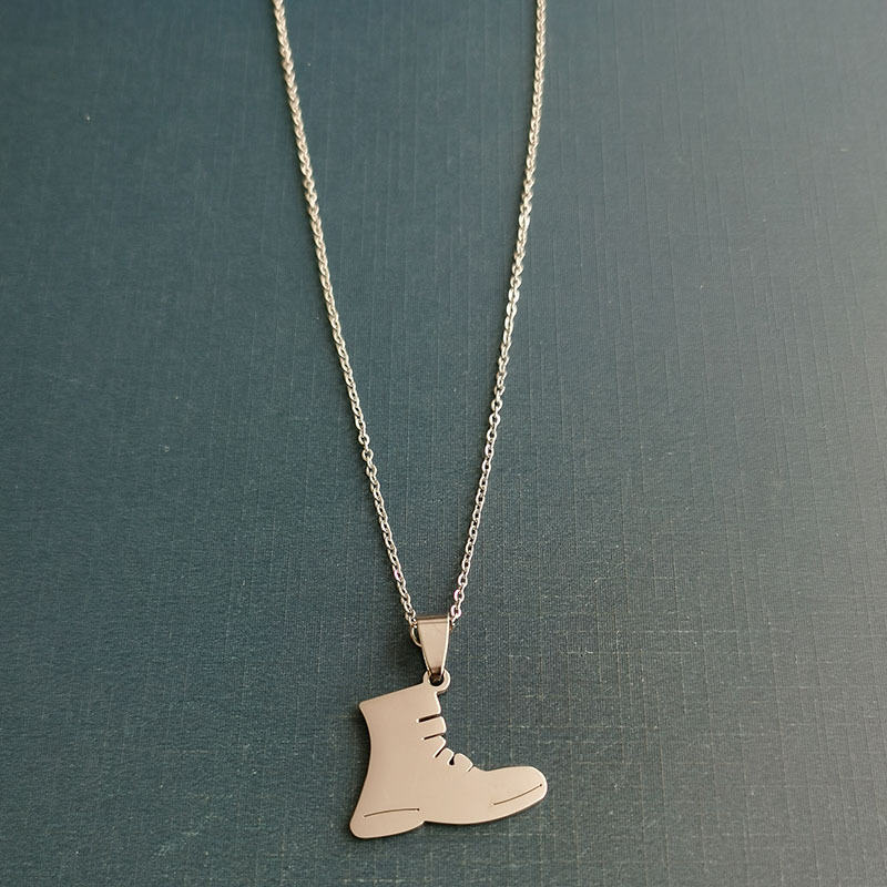 Silver Pendant + O Chain