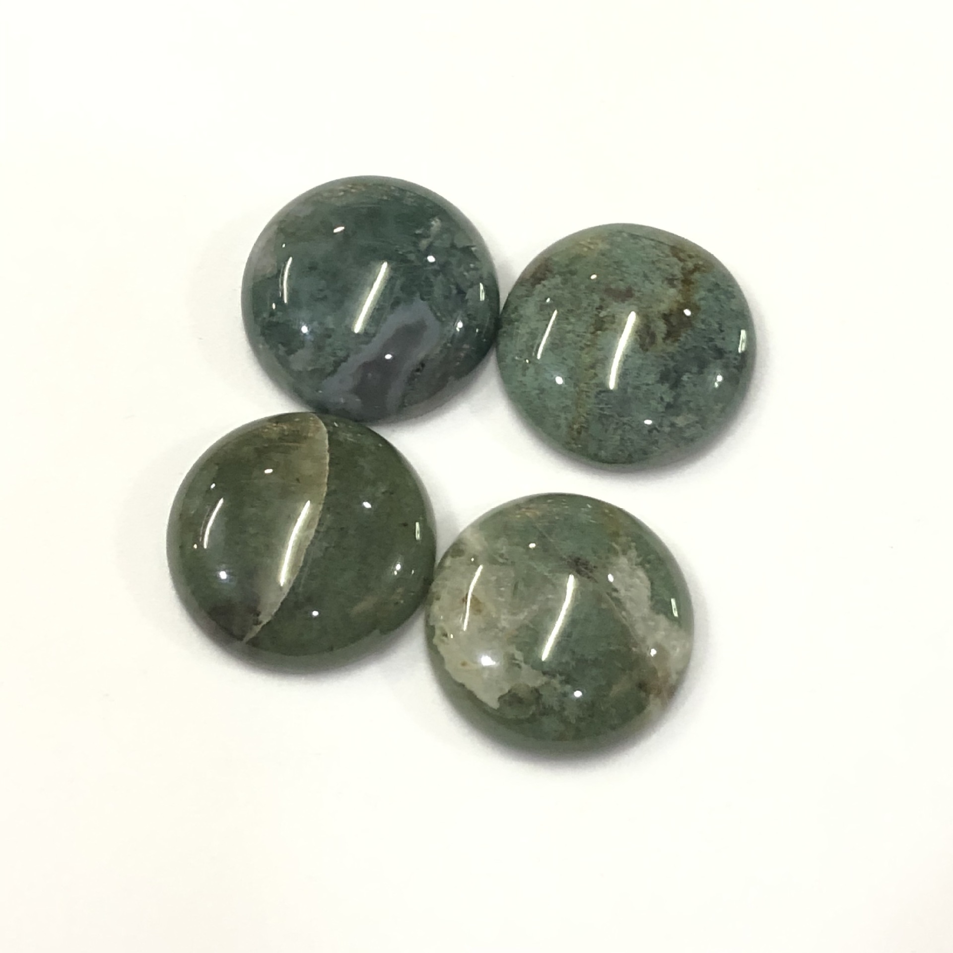 15 moss agate