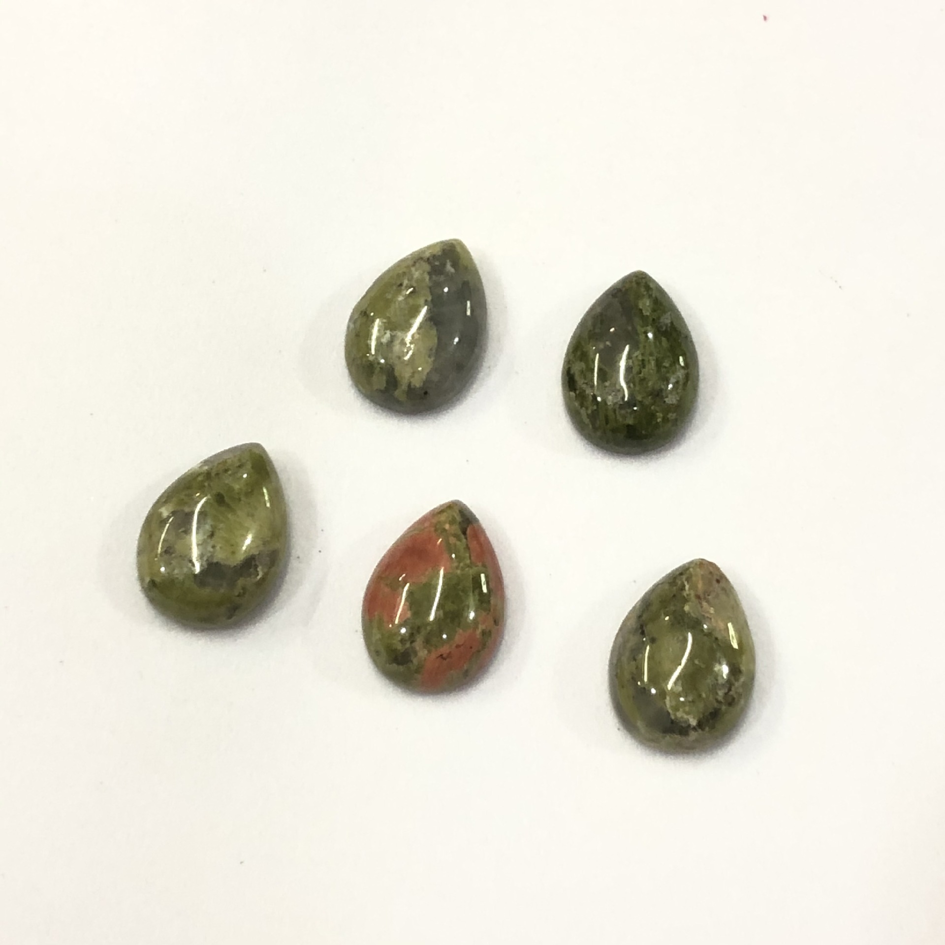 8 Unakite