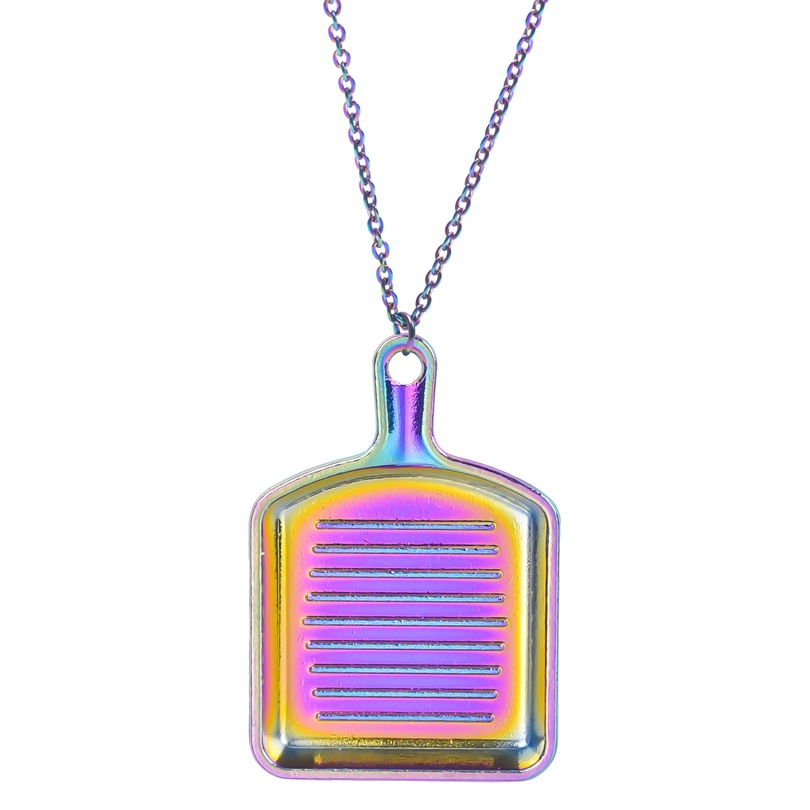 2:Pendant necklace