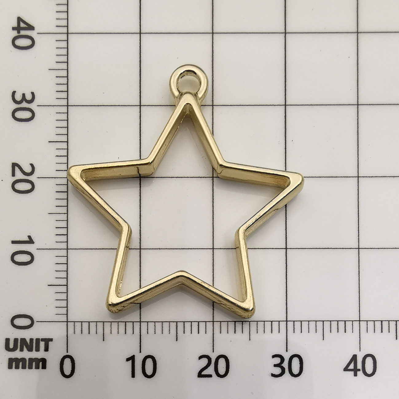 10:KC Gold Pentagram 32mm