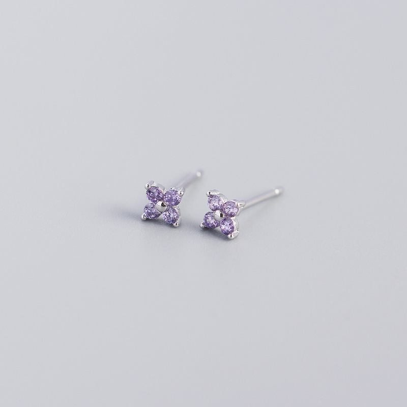  de color platino plateado con morado CZ