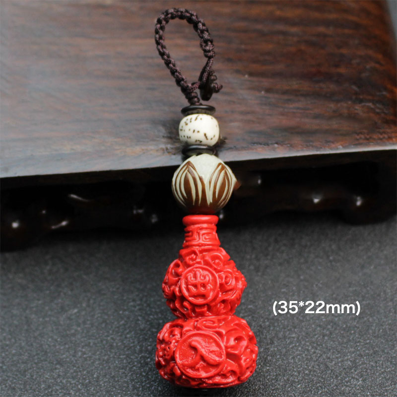 2:[Simple and elegant] cinnabar gourd keychain