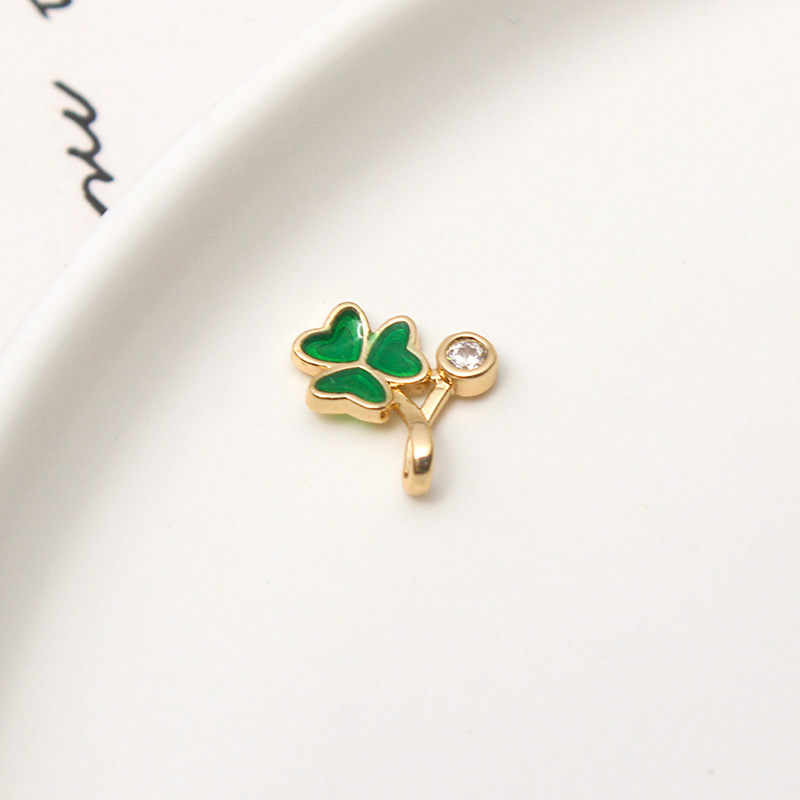 2:02#Clover 11x13mm