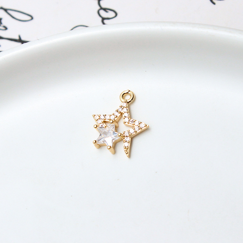 Hollow star 12x14mm