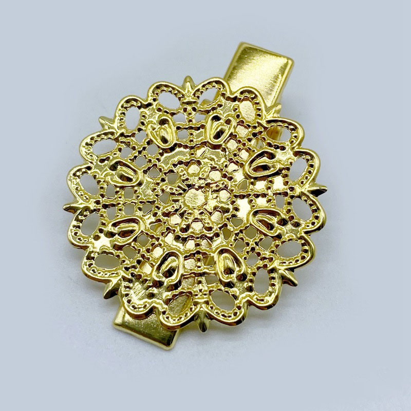 3:008 Gold, 31x32mm