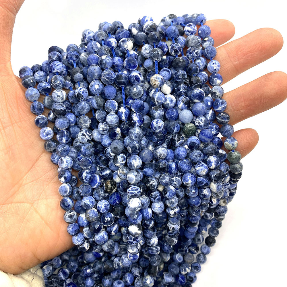 10:Sodalite