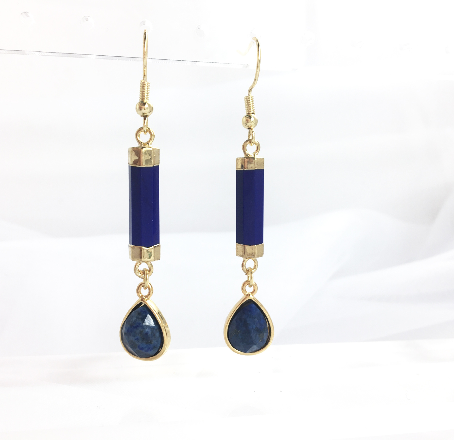 2 lapis lazuli