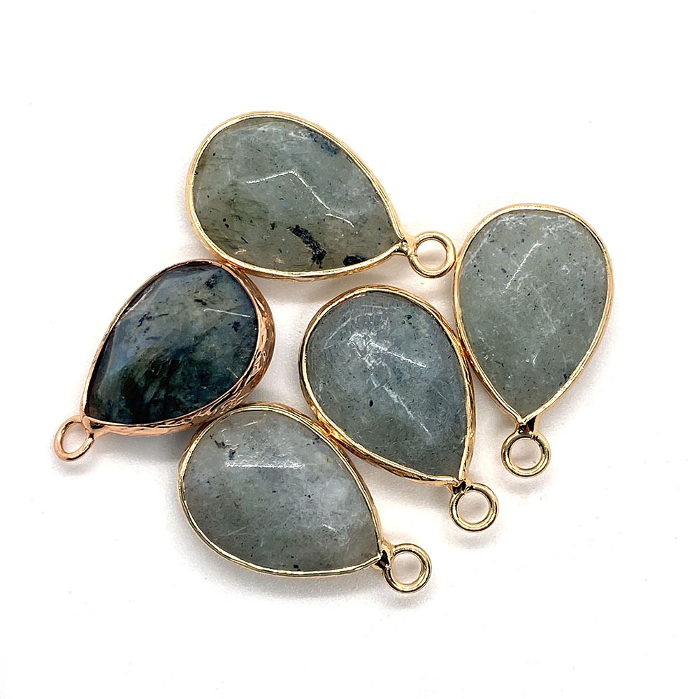 11:labradorite