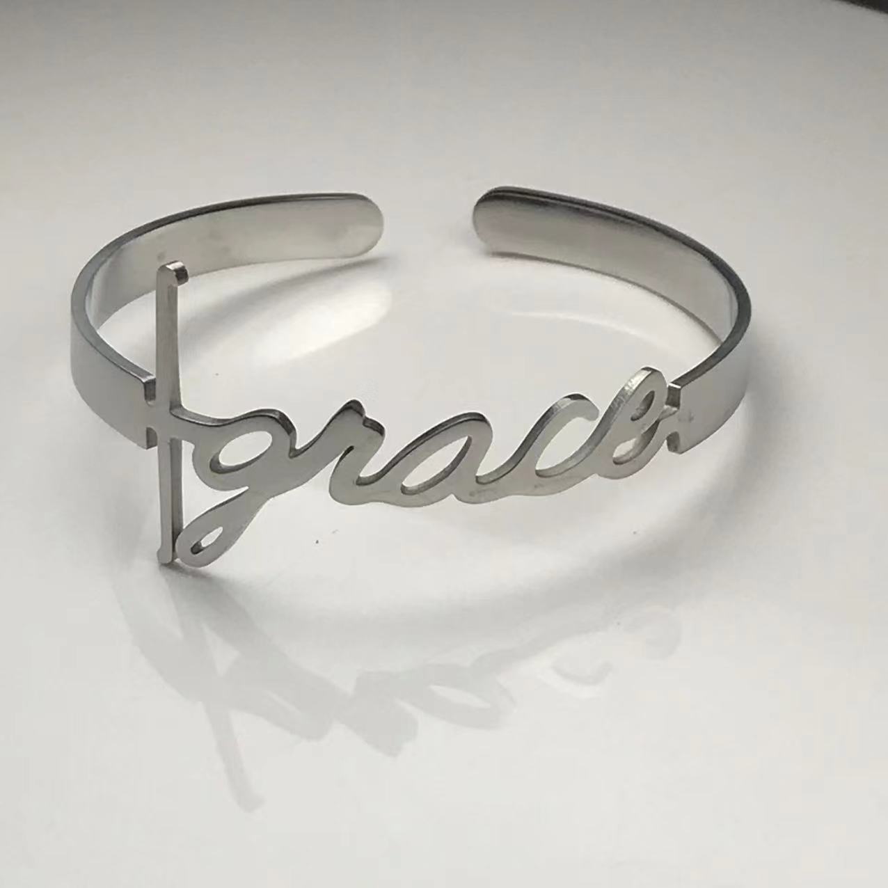 Gi * ace bracelet