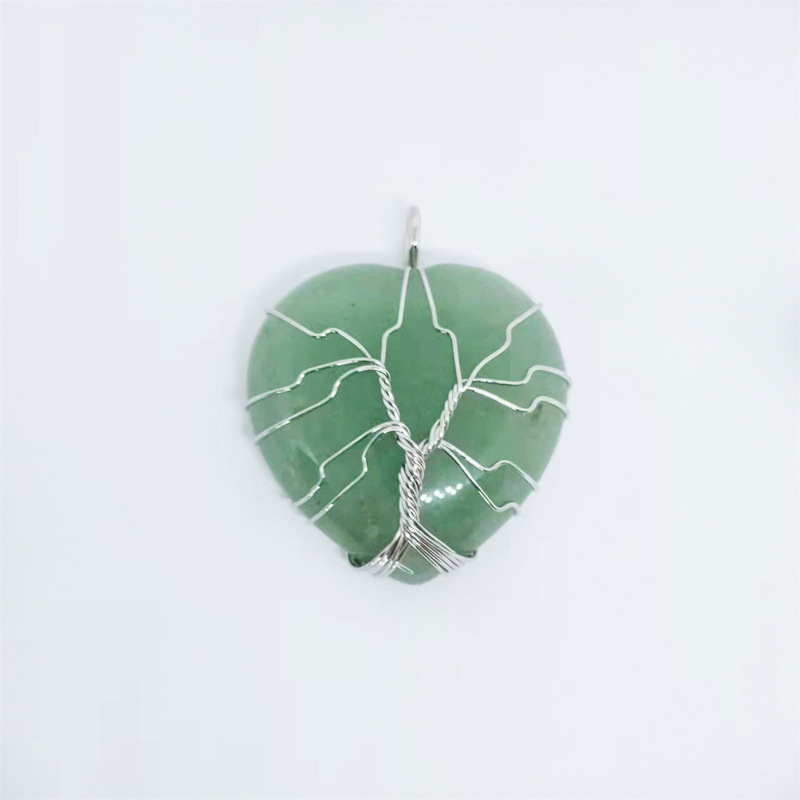 Green aventurine (silver winding)